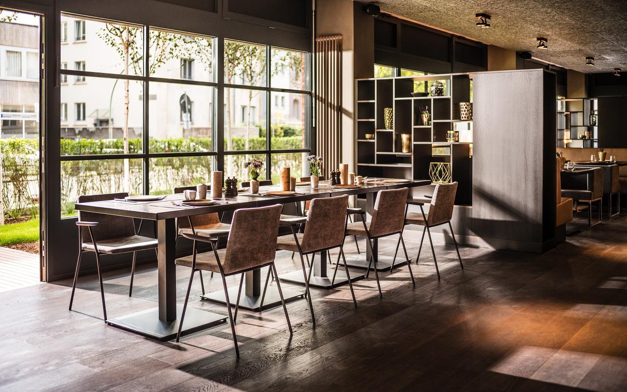 Hotel Saks Urban Design Frankfurt 4*